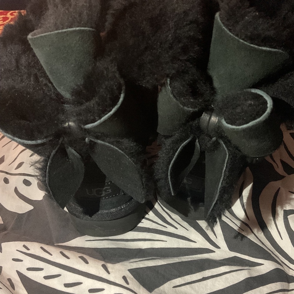 UGG Women's Black Boots with Suede Exterior